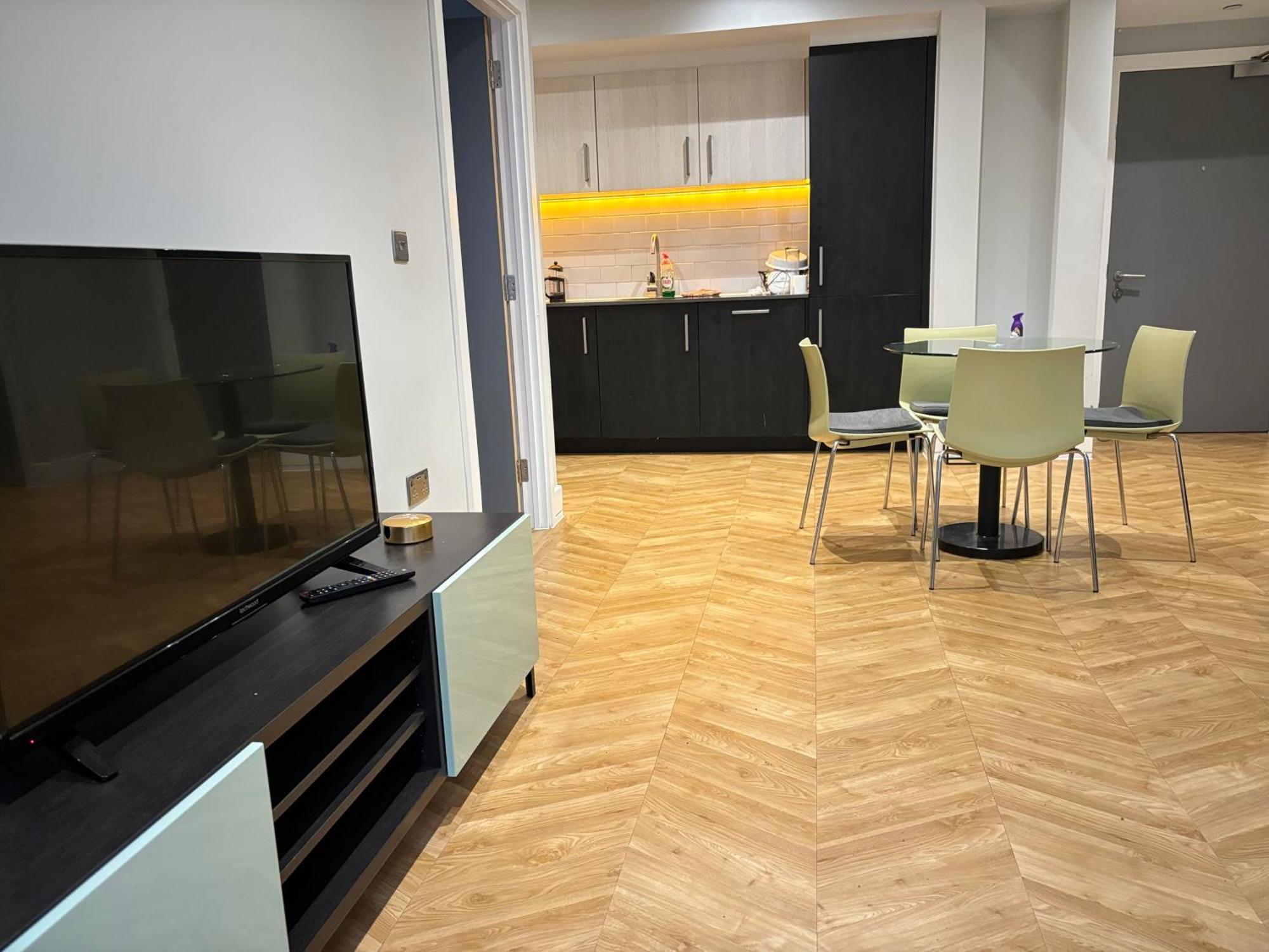 Mh Birmingham - 2 Bed 2 Bath Luxury Apartment - Financial District - Local Bar And Dining Deals Available エクステリア 写真